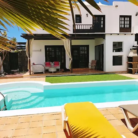 Lovely Kiluka Heated Pool Ferienhaus *