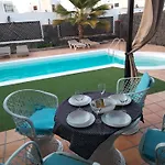 Lovely Kiluka Heated Pool Playa Blanca (Lanzarote)