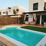 Lovely Kiluka Heated Pool Feriehus Playa Blanca (Lanzarote)