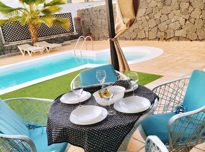 Holiday home Lovely Kiluka Heated Pool *