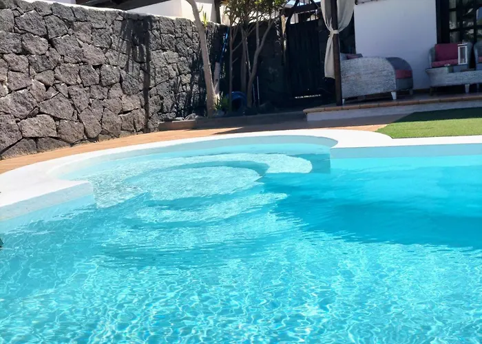 Lovely Kiluka Heated Pool Feriehus