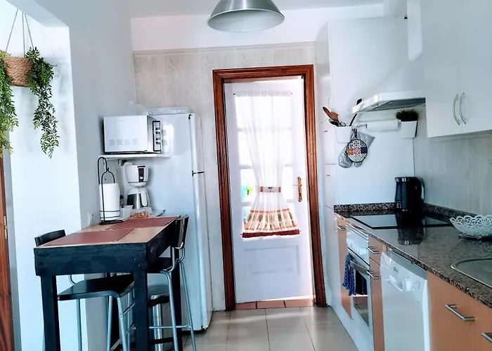 Lovely Kiluka Heated Pool Playa Blanca (Lanzarote)