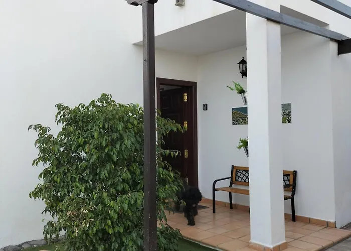 Feriehus Lovely Kiluka Heated Pool