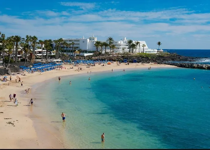 Lovely Kiluka Heated Pool 度假居 *