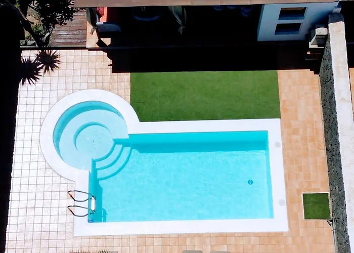 Lovely Kiluka Heated Pool 펜션